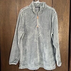 3/4 zip grey top